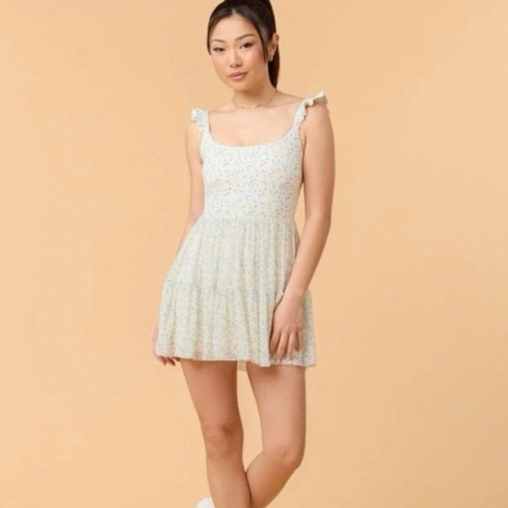 NWT blogilates mommy and me ballerina ruffle dress in white floral size medium